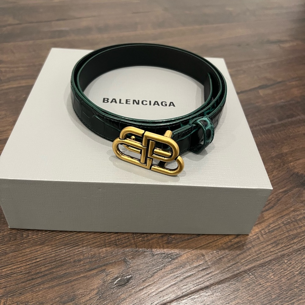 COPY - Balenciaga BB Croco belt